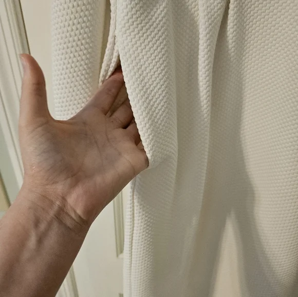 Women's white dress - Picture 5 of 8